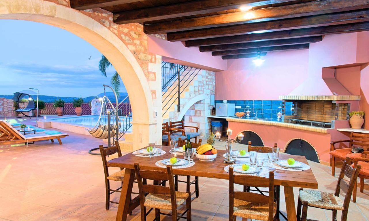 Steve Kois Villa Heated Pool Chania  Buitenkant foto